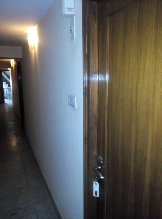 Bed & Breakfast Shri Kalyan Residency