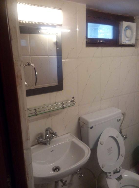 Shri Kalyan Residency Bed & Breakfast