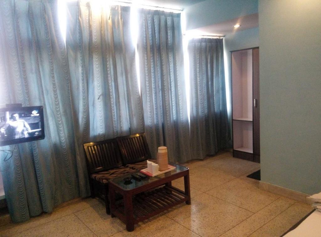 Shri Kalyan Residency Bed & Breakfast *